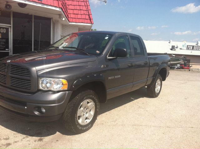 2004 Dodge Ram 1500 4dr LX 4WD Auto