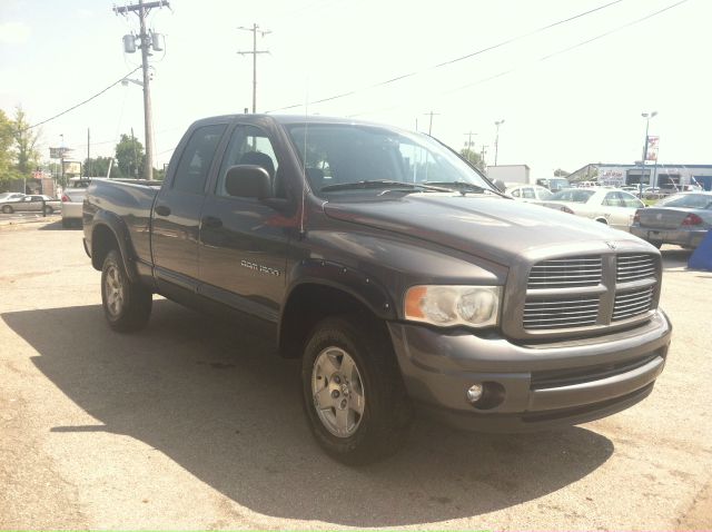 2004 Dodge Ram 1500 4dr LX 4WD Auto