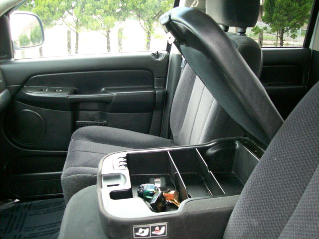 2004 Dodge Ram 1500 Collection Rogue