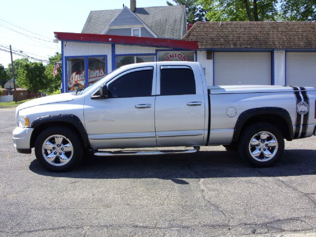 2004 Dodge Ram 1500 LS ES