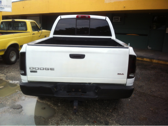 2004 Dodge Ram 1500 LS ES