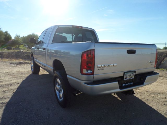 2004 Dodge Ram 1500 4dr LX 4WD Auto