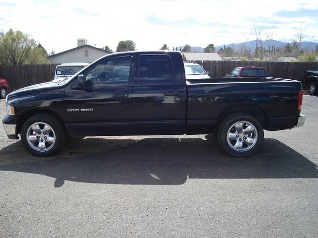 2004 Dodge Ram 1500 SL2