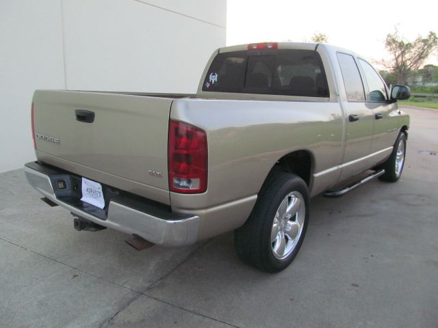 2004 Dodge Ram 1500 LS ES