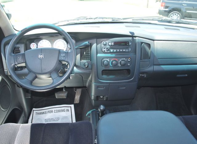 2004 Dodge Ram 1500 Collection Rogue