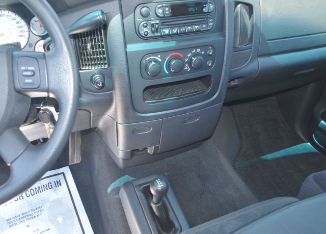 2004 Dodge Ram 1500 Collection Rogue