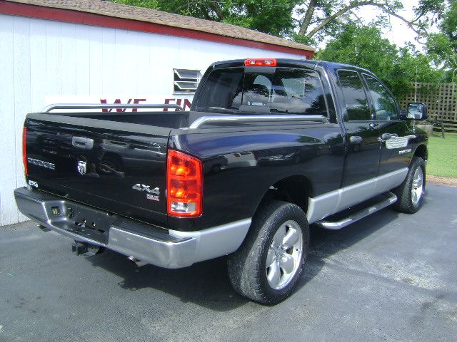 2004 Dodge Ram 1500 4dr LX 4WD Auto