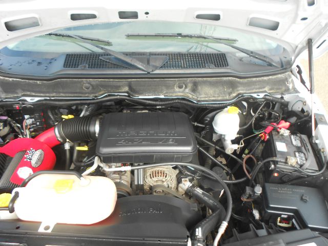 2004 Dodge Ram 1500 LS ES