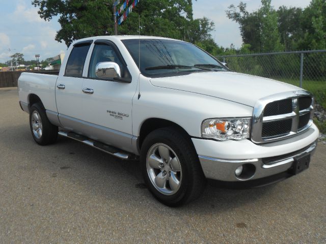 2004 Dodge Ram 1500 LS ES