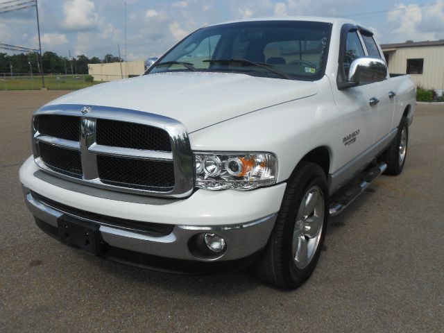 2004 Dodge Ram 1500 LS ES