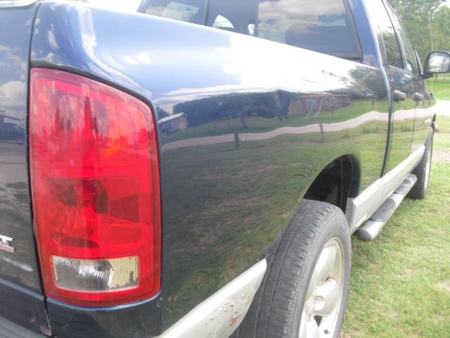 2004 Dodge Ram 1500 LS ES