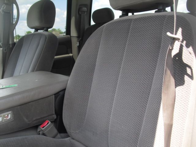 2004 Dodge Ram 1500 LS ES