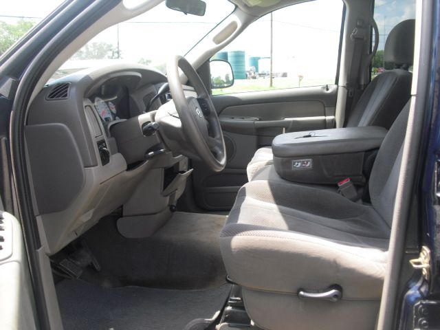 2004 Dodge Ram 1500 LS ES