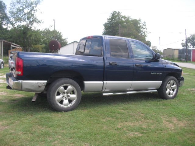 2004 Dodge Ram 1500 LS ES