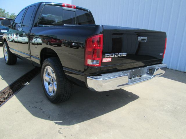 2004 Dodge Ram 1500 LS ES