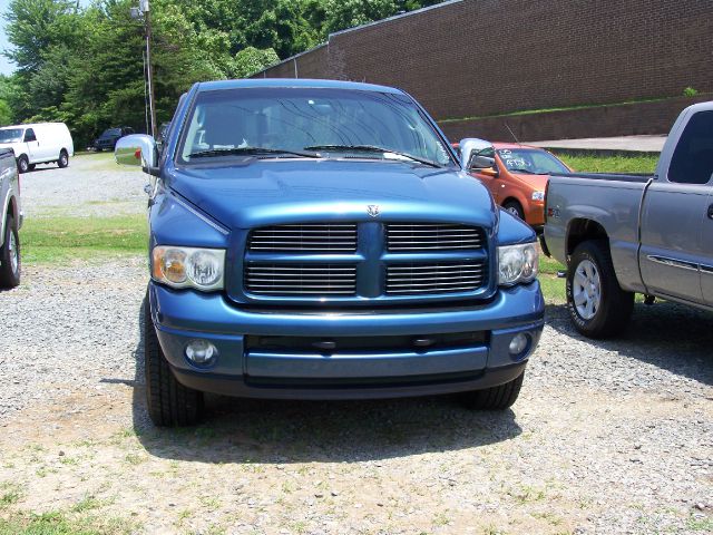 2004 Dodge Ram 1500 Wagon SE