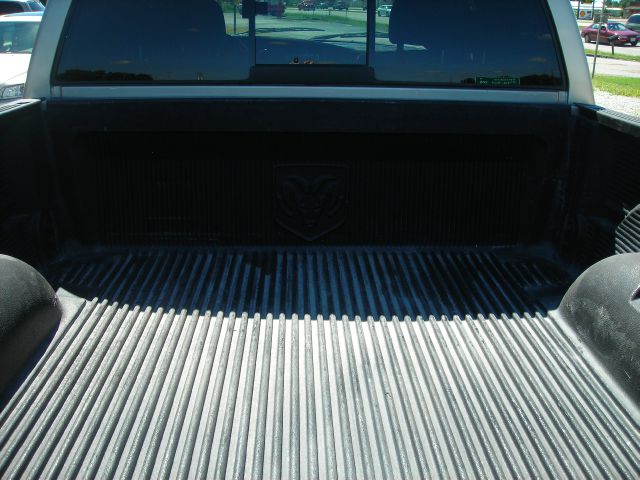 2004 Dodge Ram 1500 Ext WT