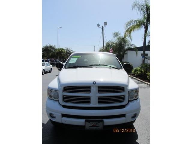 2004 Dodge Ram 1500 SL2