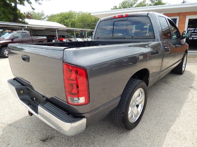 2004 Dodge Ram 1500 LS ES