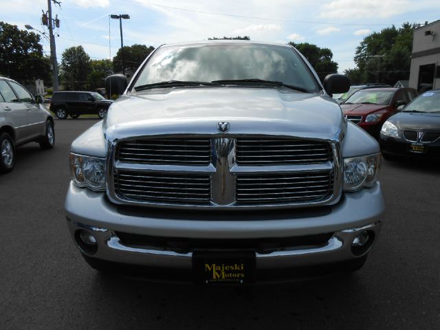 2004 Dodge Ram 1500 4d Wagon AWD