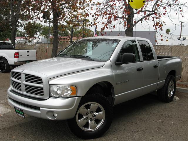 2004 Dodge Ram 1500 SLT