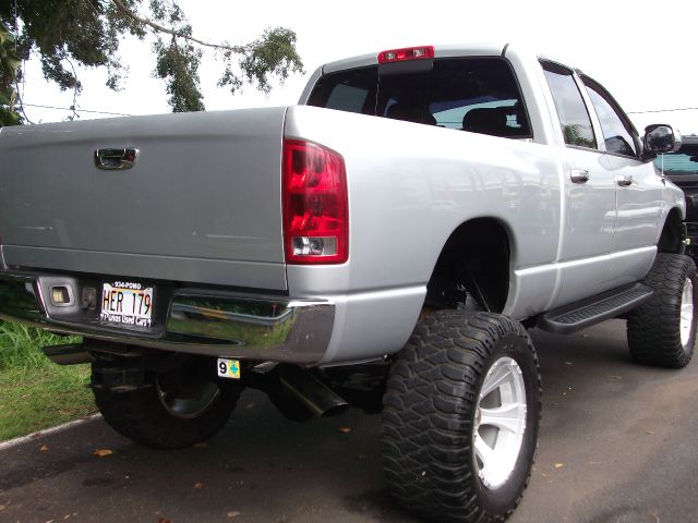 2004 Dodge Ram 1500 4dr LX 4WD Auto