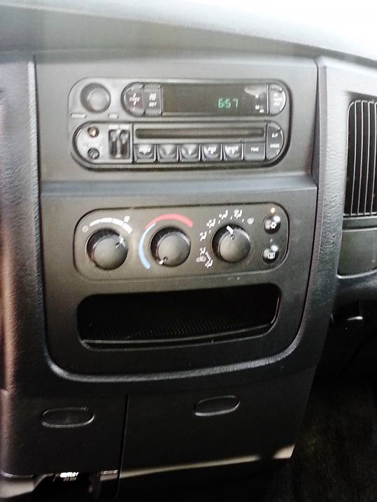 2004 Dodge Ram 1500 Ml350 With Navigation
