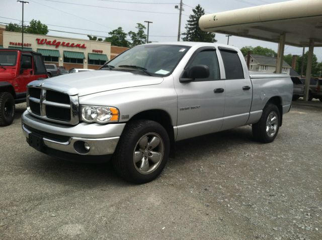 2004 Dodge Ram 1500 4dr LX 4WD Auto