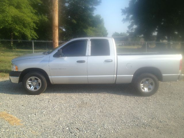 2004 Dodge Ram 1500 LS ES