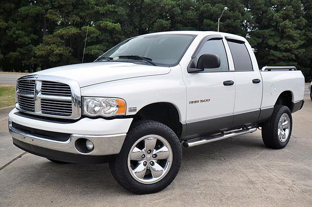 2004 Dodge Ram 1500 SLT