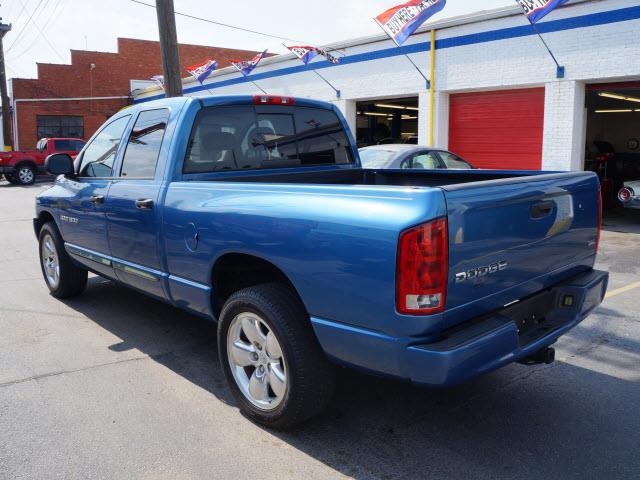 2004 Dodge Ram 1500 SLT