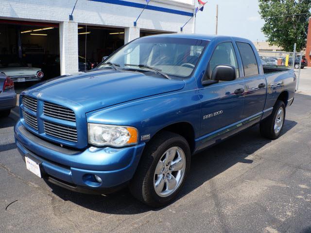 2004 Dodge Ram 1500 SLT
