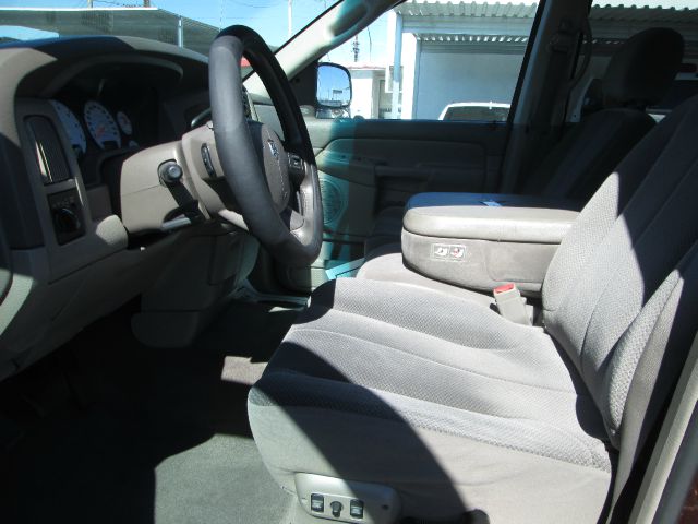 2004 Dodge Ram 1500 LS ES