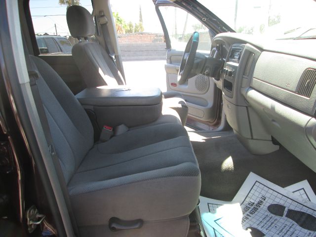 2004 Dodge Ram 1500 LS ES