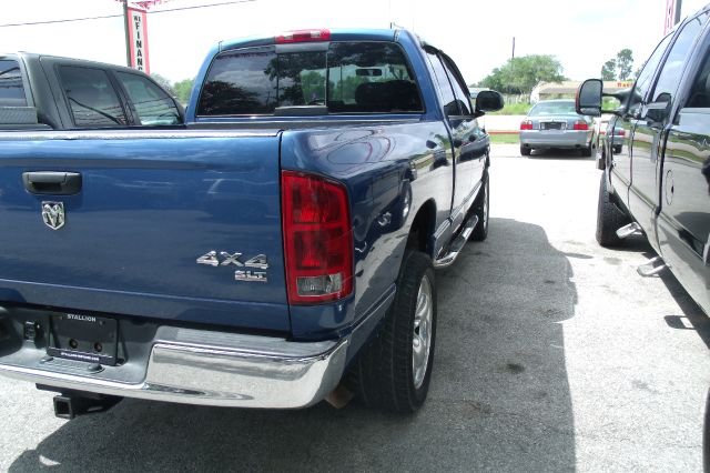 2005 Dodge Ram 1500 4dr 114 WB XLT 4WD