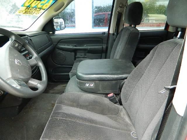 2005 Dodge Ram 1500 iPod Interface