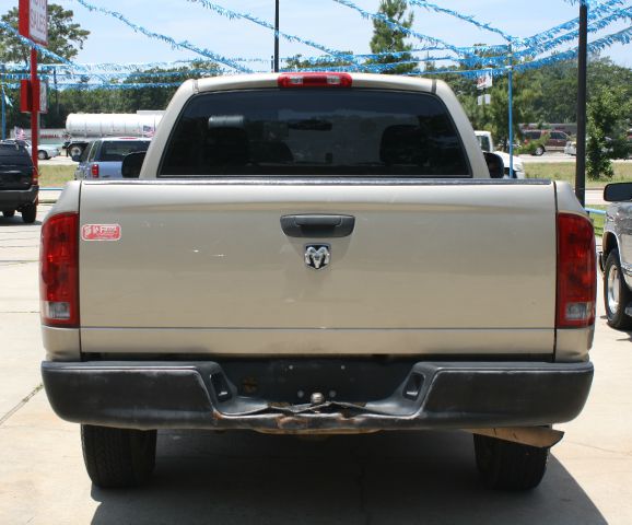 2005 Dodge Ram 1500 4dr Touring