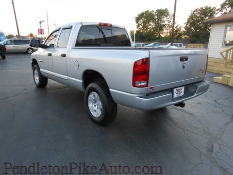 2005 Dodge Ram 1500 4dr 114 WB XLT 4WD