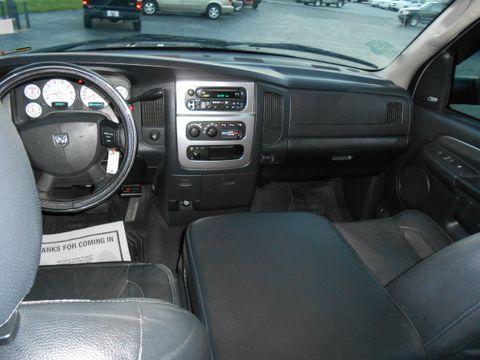 2005 Dodge Ram 1500 4dr 114 WB XLT 4WD