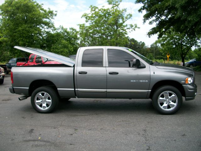 2005 Dodge Ram 1500 Ext WT