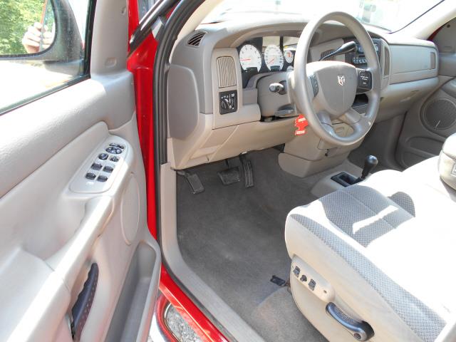 2005 Dodge Ram 1500 SL2