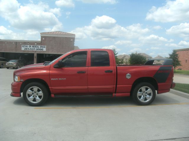 2005 Dodge Ram 1500 Crew Cab 4-wheel Drive LTZ