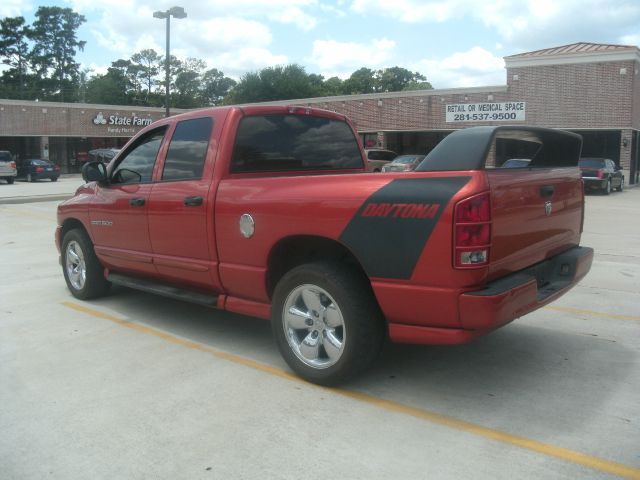 2005 Dodge Ram 1500 Crew Cab 4-wheel Drive LTZ