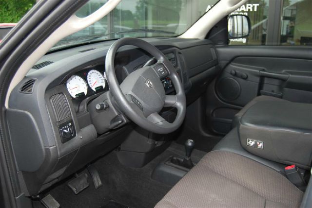 2005 Dodge Ram 1500 3.2tl With Navigation System