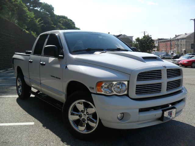 2005 Dodge Ram 1500 Ext WT