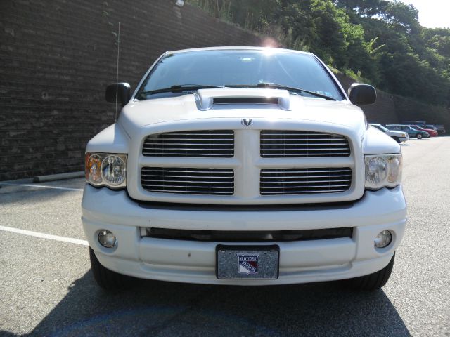 2005 Dodge Ram 1500 Ext WT