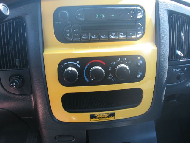 2005 Dodge Ram 1500 Technology PKG. AWD