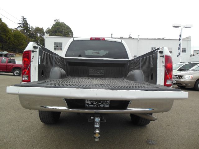 2005 Dodge Ram 1500 Crew Cab 4-wheel Drive LTZ