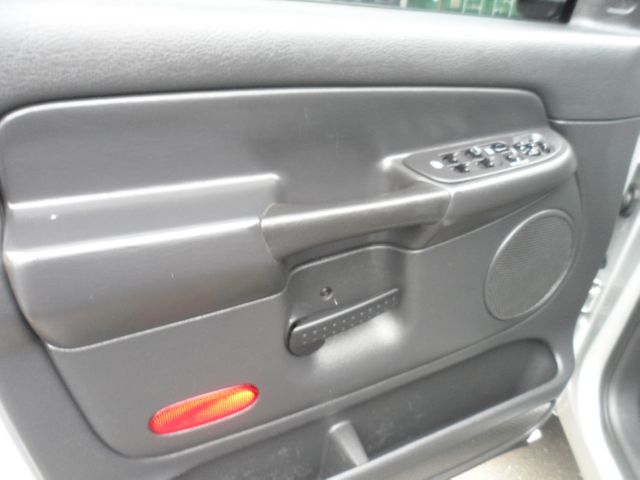 2005 Dodge Ram 1500 Ext WT