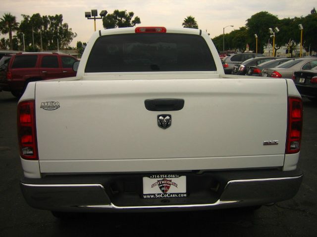 2005 Dodge Ram 1500 Extended Cab Standard Box 4-wheel Drive LS